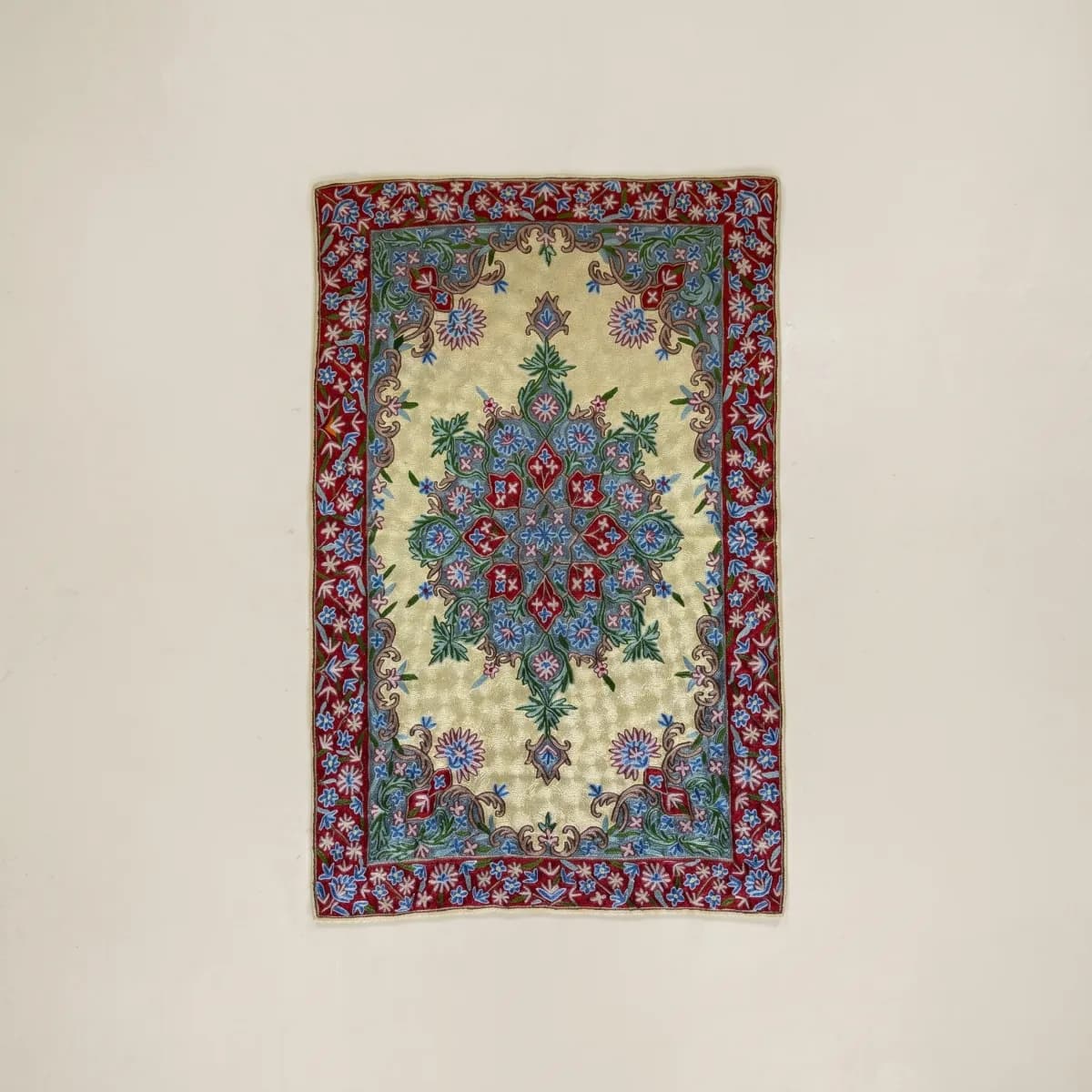 2.5 ft × 4 ft - Zameen-e-Ivory Aari Rug — view 1